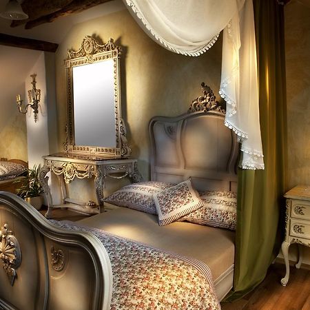 Lichtenstein Lva Apartman Břeclav Zimmer foto