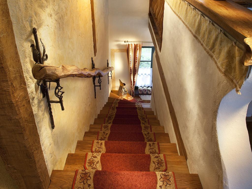 Lichtenstein Lva Apartman Břeclav Zimmer foto